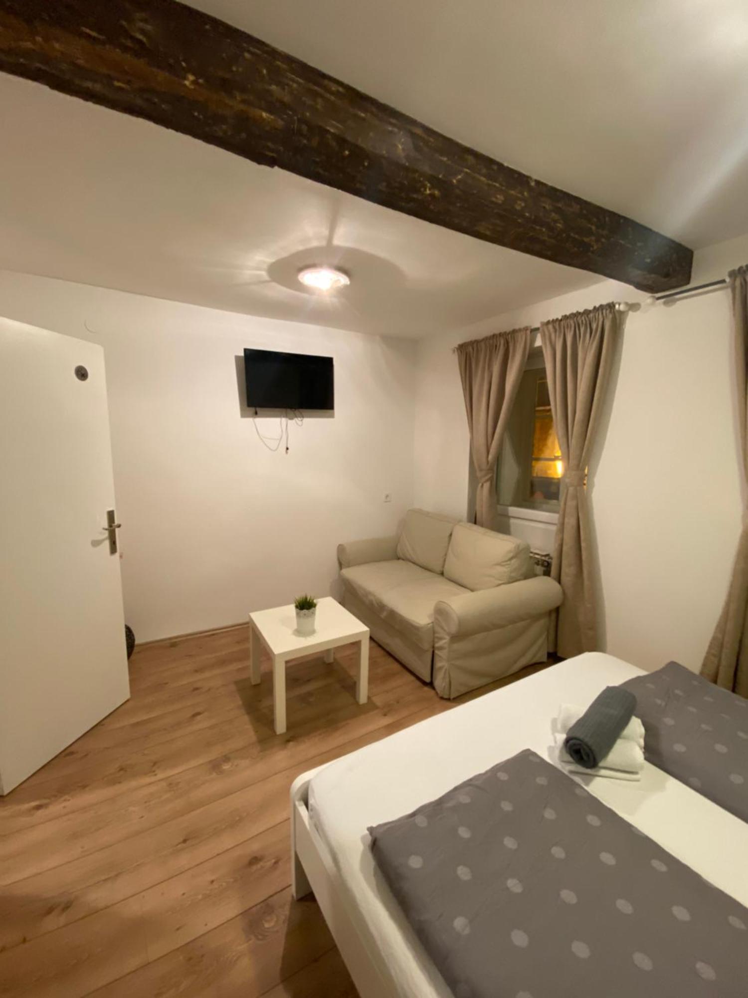 Nokturno Accomodation Zagreb Extérieur photo